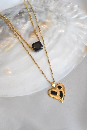 NECKLACE_BLACK_LOVE