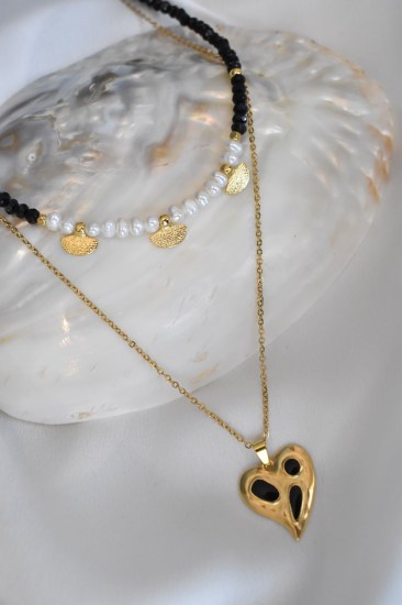 NECKLACE_BLACK_LOVE_PEARLS