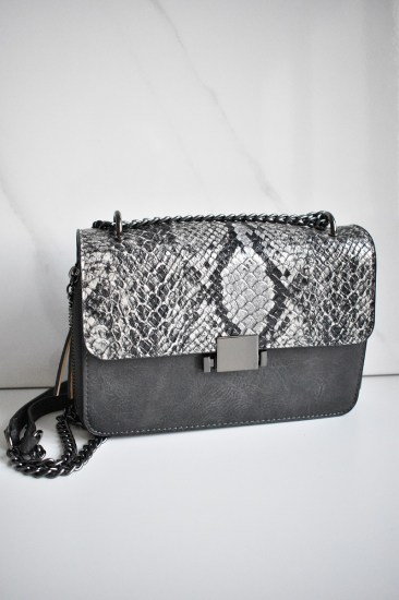 bag_grey_animal_print_snake1