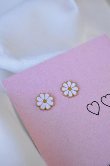 earrings_little_daisies