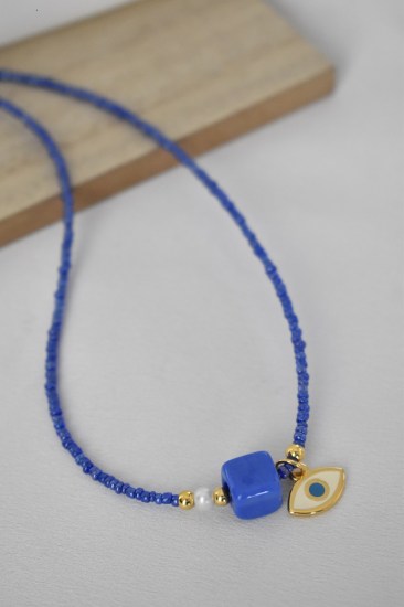 necklace_BLUE_CUBE_EYE1