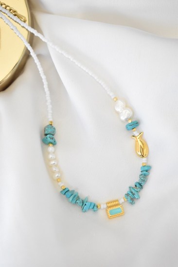 necklace_gold_fish_howlite